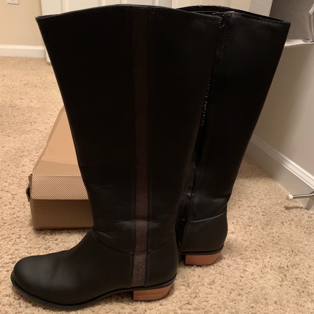 Chaco Cataluna Tall leather boots